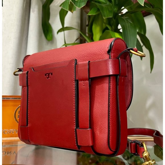 ♦️♦️ TORY BURCH AUTHENTIC DEEP RED ALASTAIR RUNWAY SADDLE BAG ♦️♦️ - Picture 7 of 16